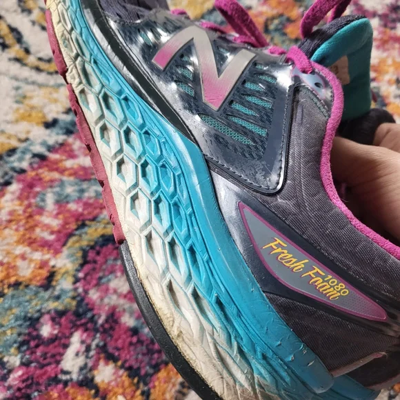 New Balance 1080 fresh foam sz 10.5 women's pink blue - Picture 10 of 13